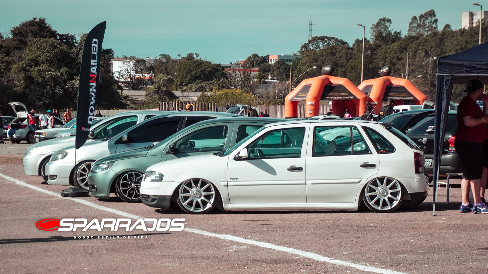 Gol G2 com rodas Volcano Wheels Tarmac aro 17